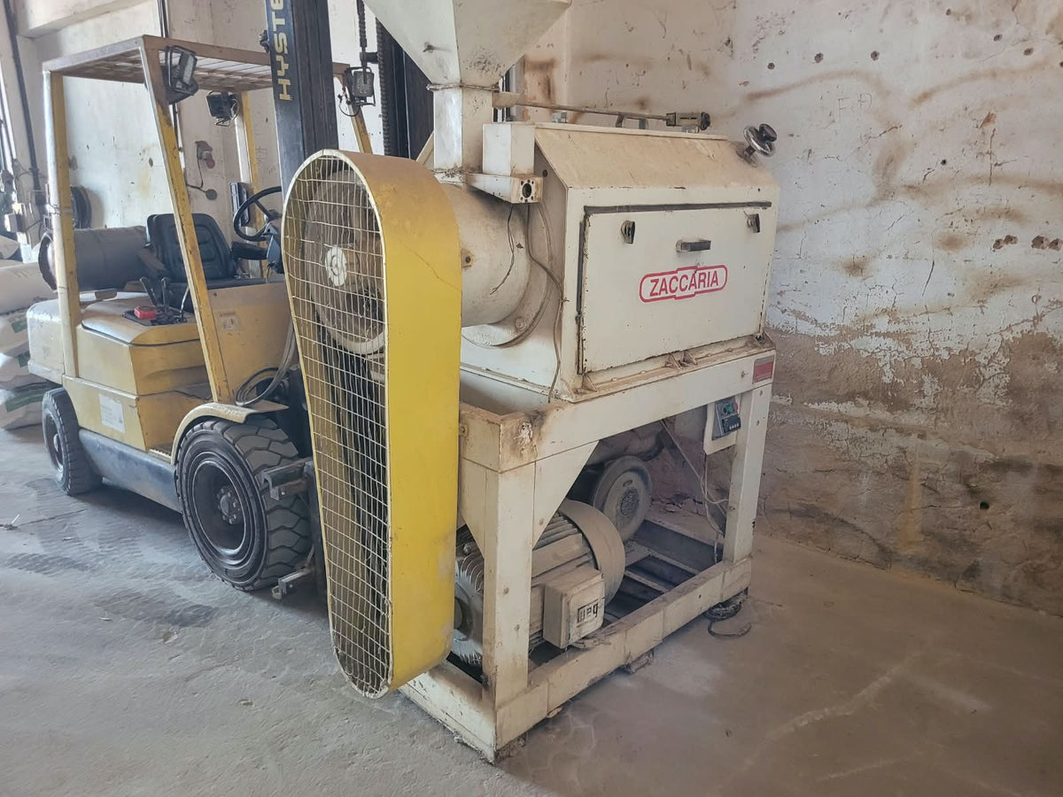 Brunidor de arroz marca Zaccaria modelo BHZ-1