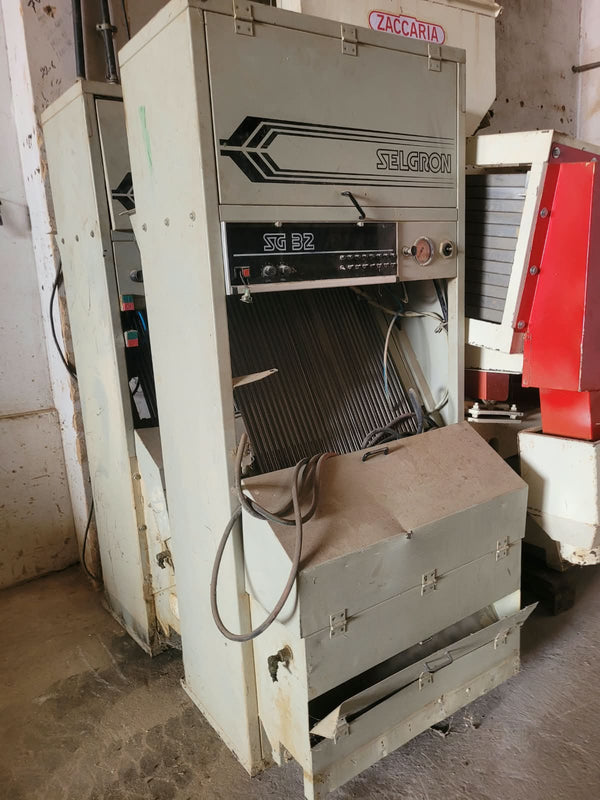 Selecionadora marca Selgron SG 32 /52 canais